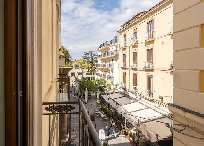 Bed & Breakfast The Charming Sorrento